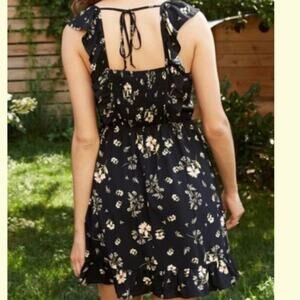 Wild Fable Black Floral Apron Ruffle Dress Medium NWT